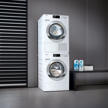 Miele WEI 865 WCS PWash & TDos 9kg Washing Machine image 3